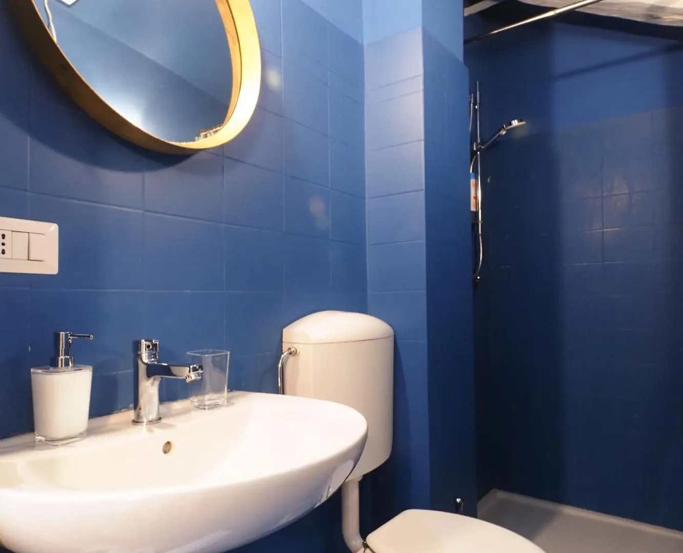 Primopiano - Crespi Apartment Milan